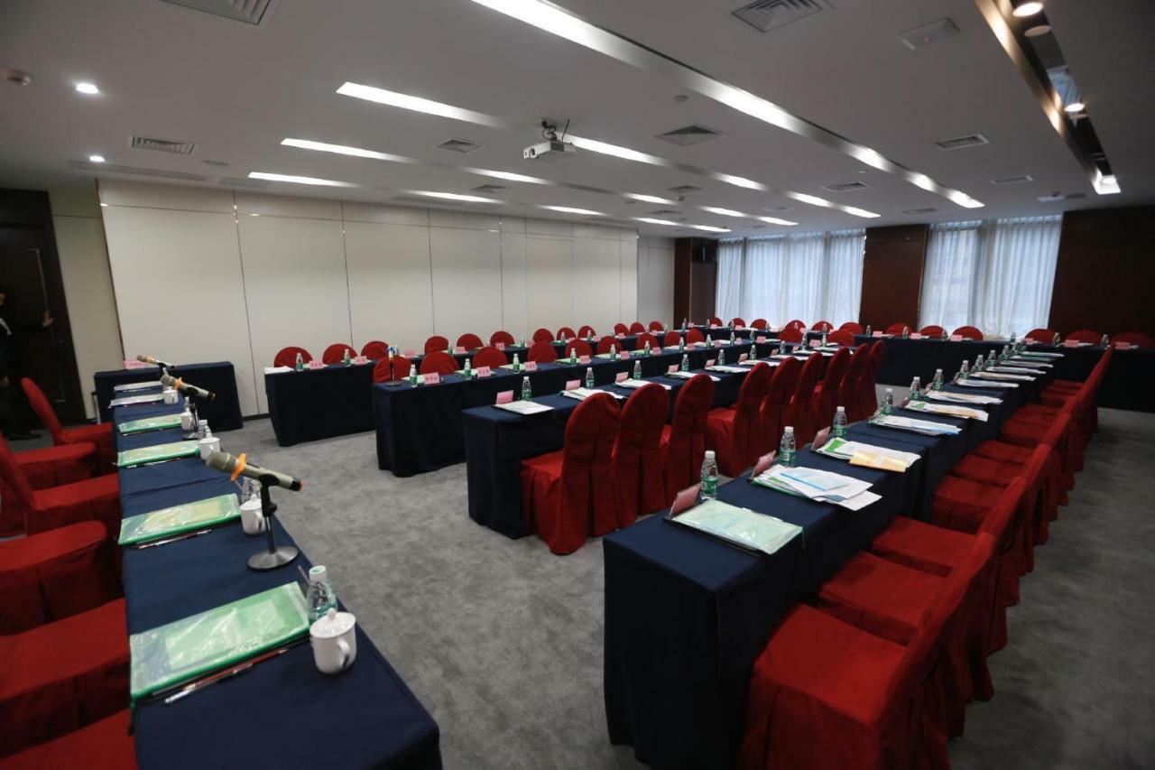 Готель Guangzhou Seaman Club Екстер'єр фото