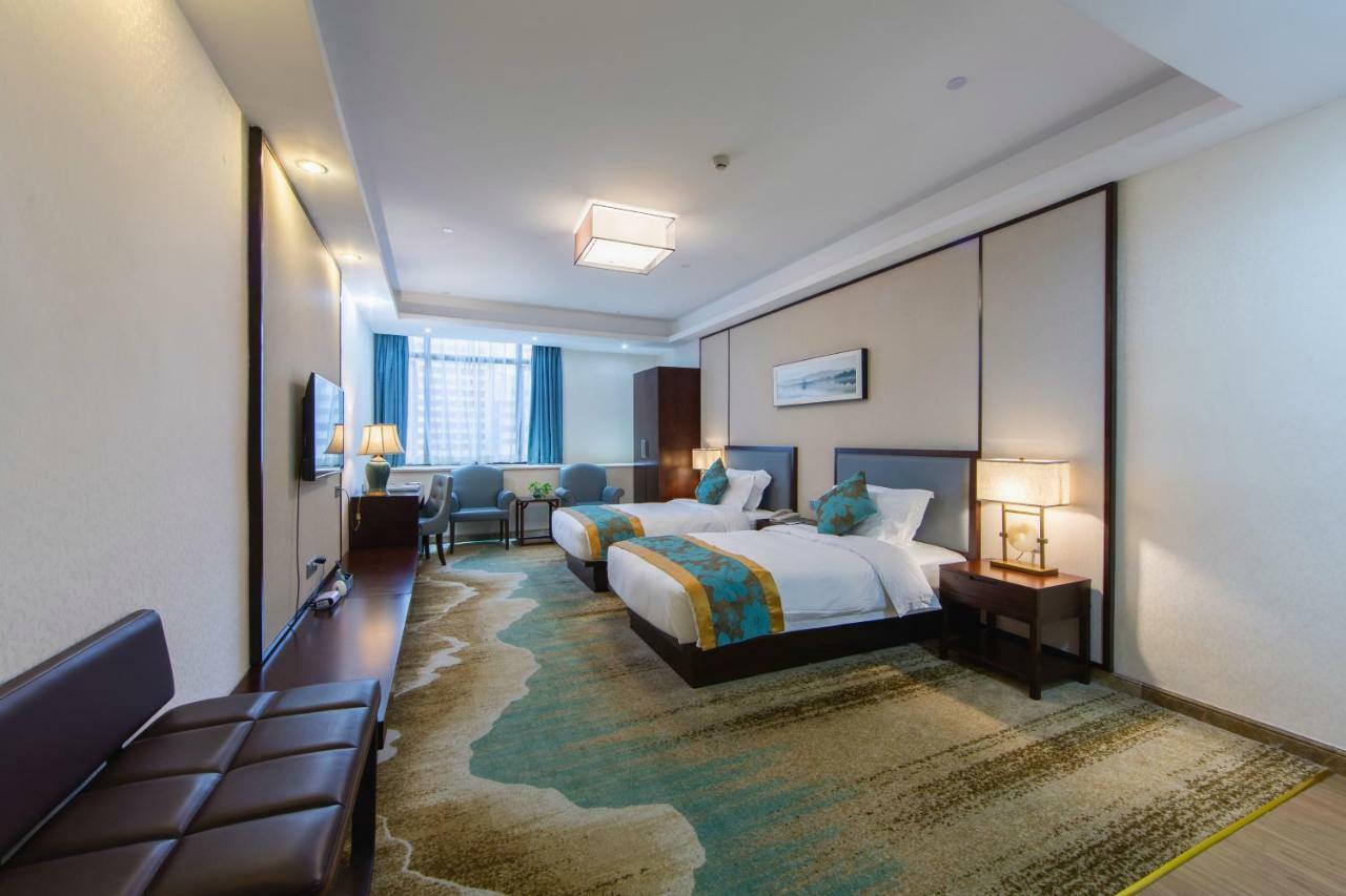 Готель Guangzhou Seaman Club Екстер'єр фото