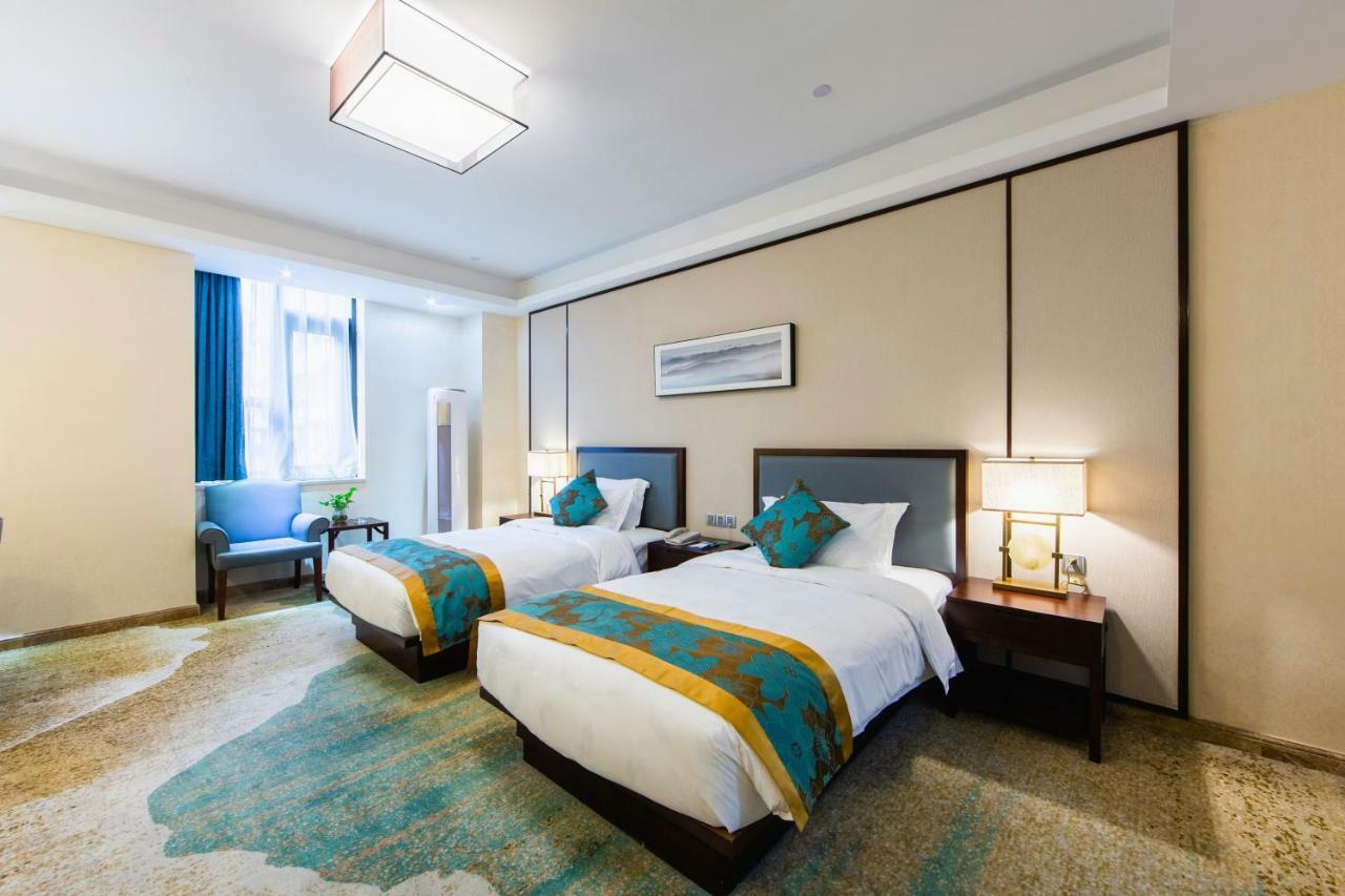 Готель Guangzhou Seaman Club Екстер'єр фото